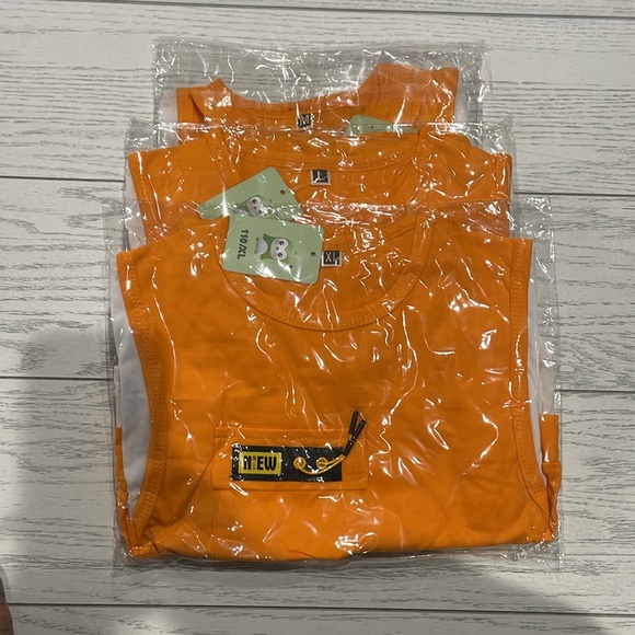 Set - Picture 3 of 3